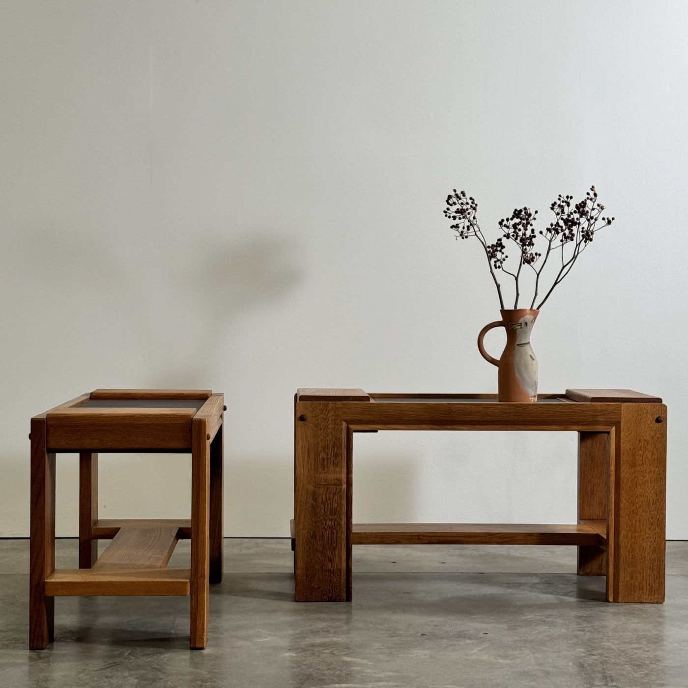 objet-vagabond-midcentury-sidetables0002