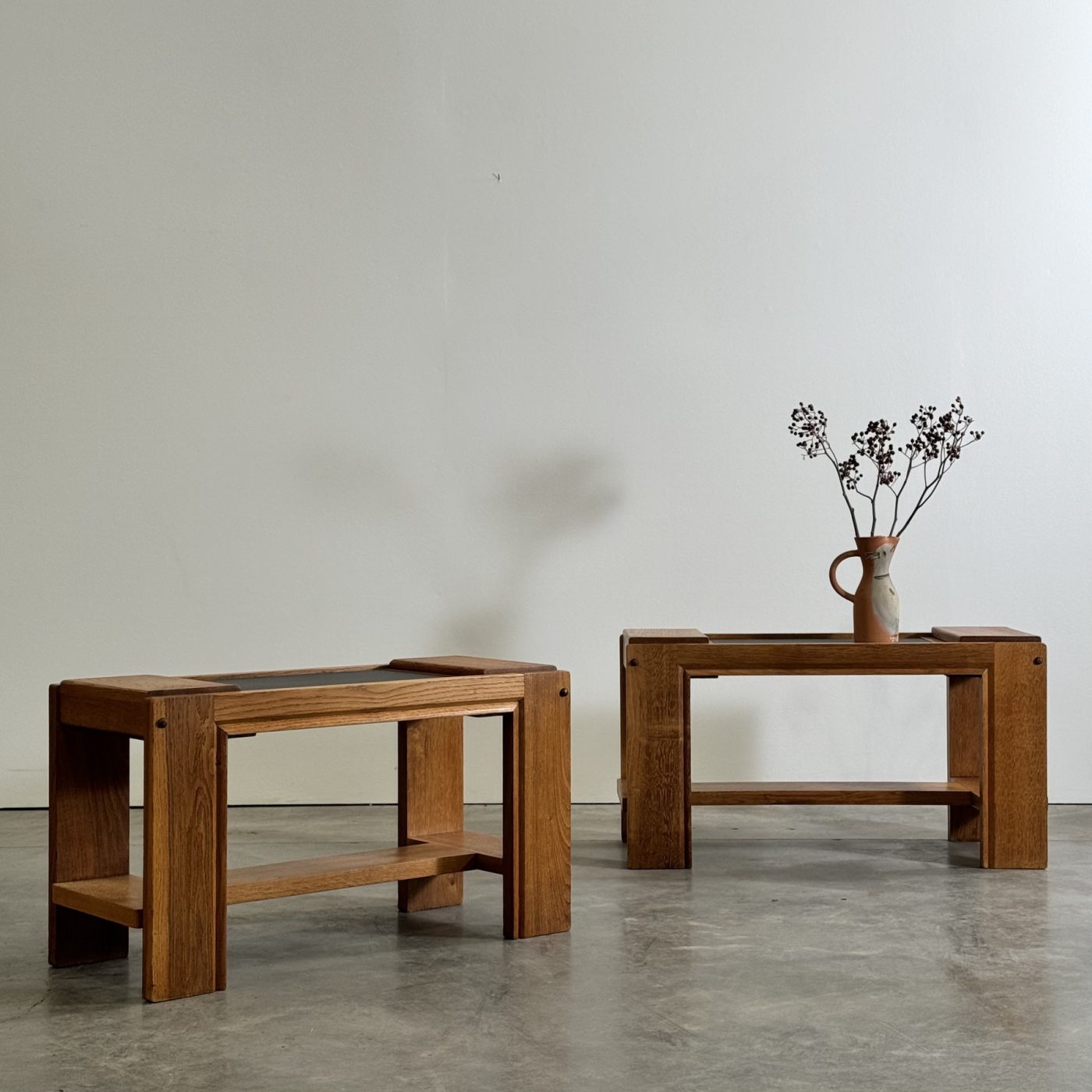 objet-vagabond-midcentury-sidetables0005