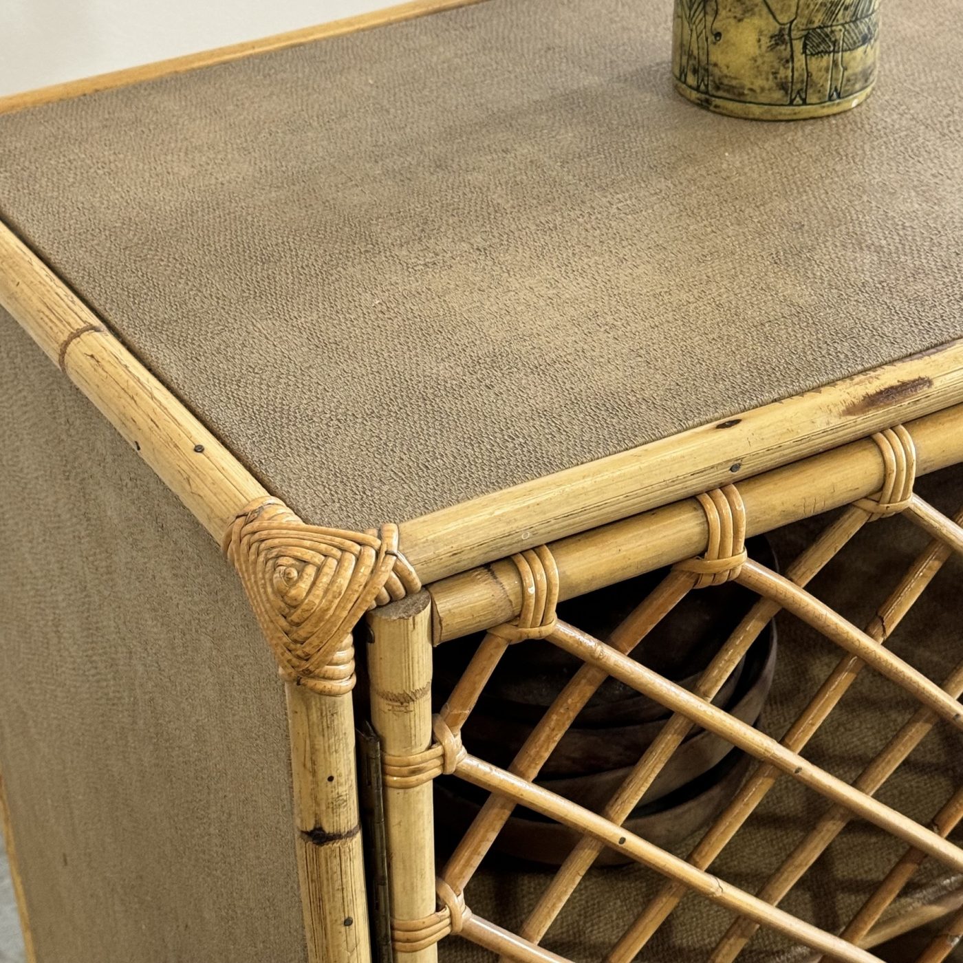 objet-vagabond-rattan-sideboard0000