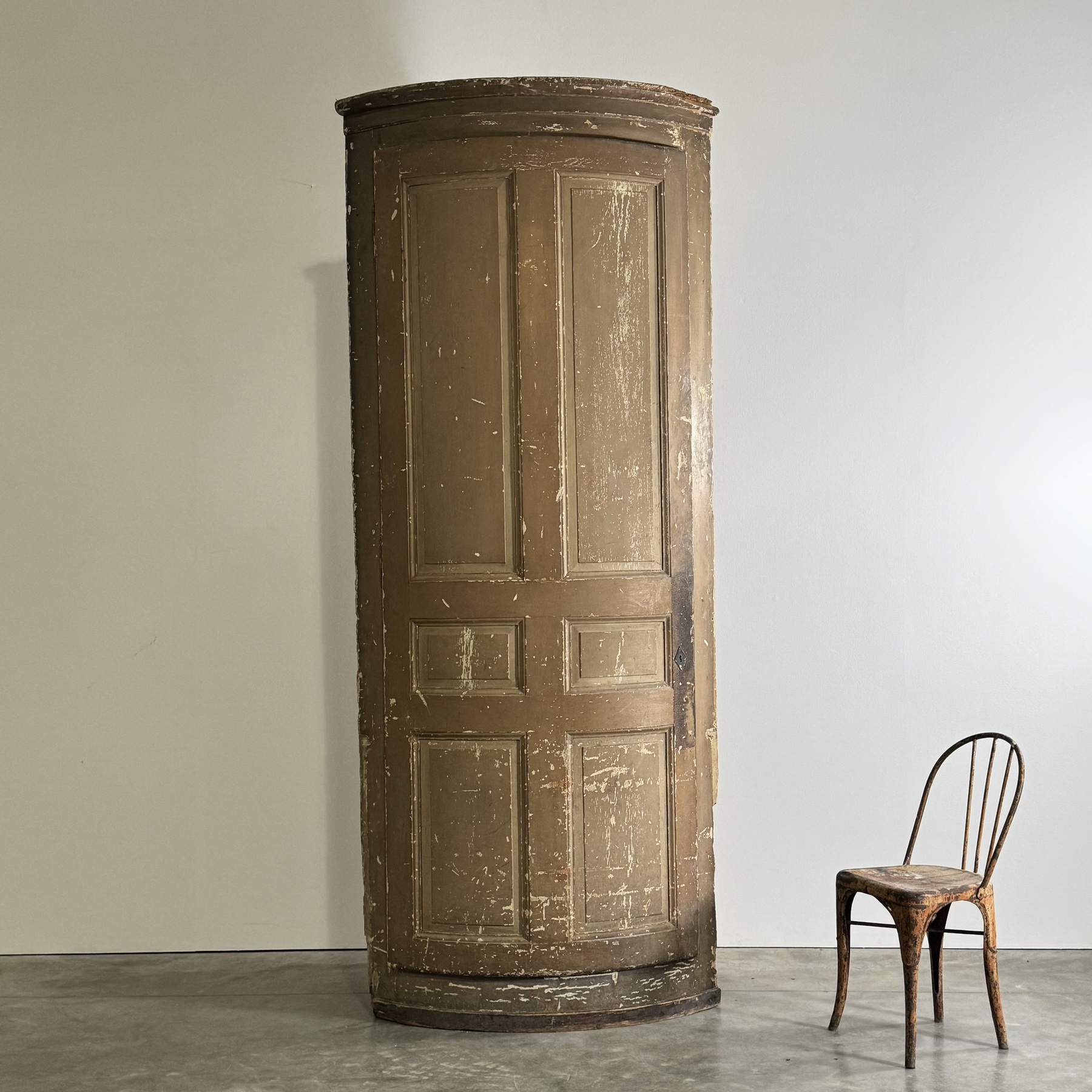 objet-vagabond-corner-cabinet0009