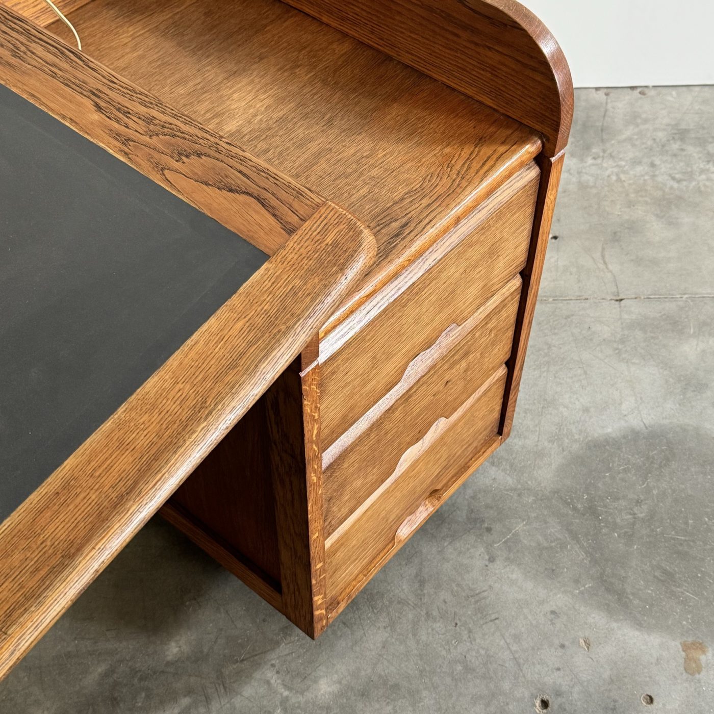 objet-vagabond-guillerme-desk0002