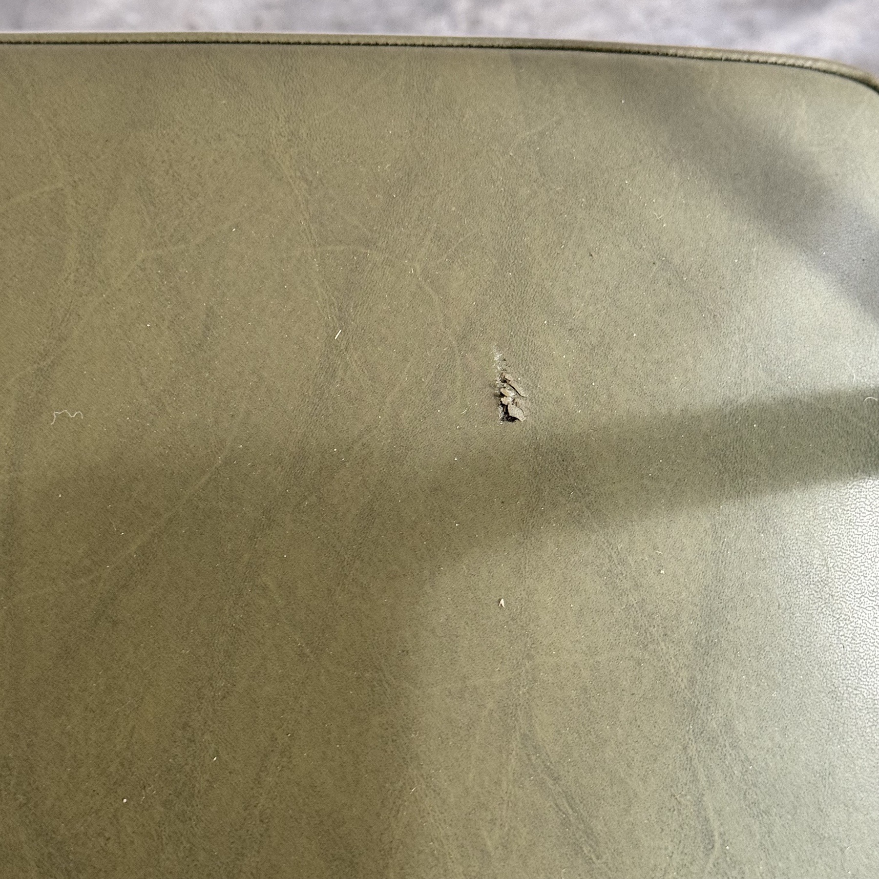 objet-vagabond-midcentury-armchairs0003