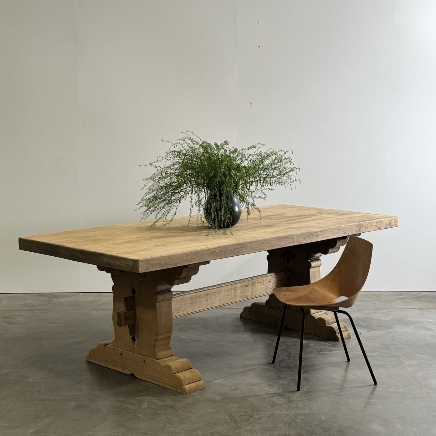 objet-vagabond-oak-diningtable0003