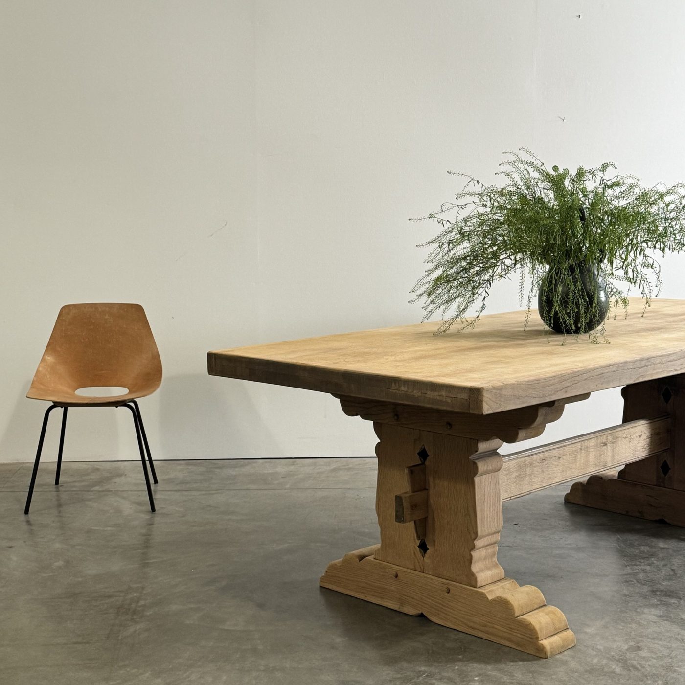 objet-vagabond-oak-diningtable0005