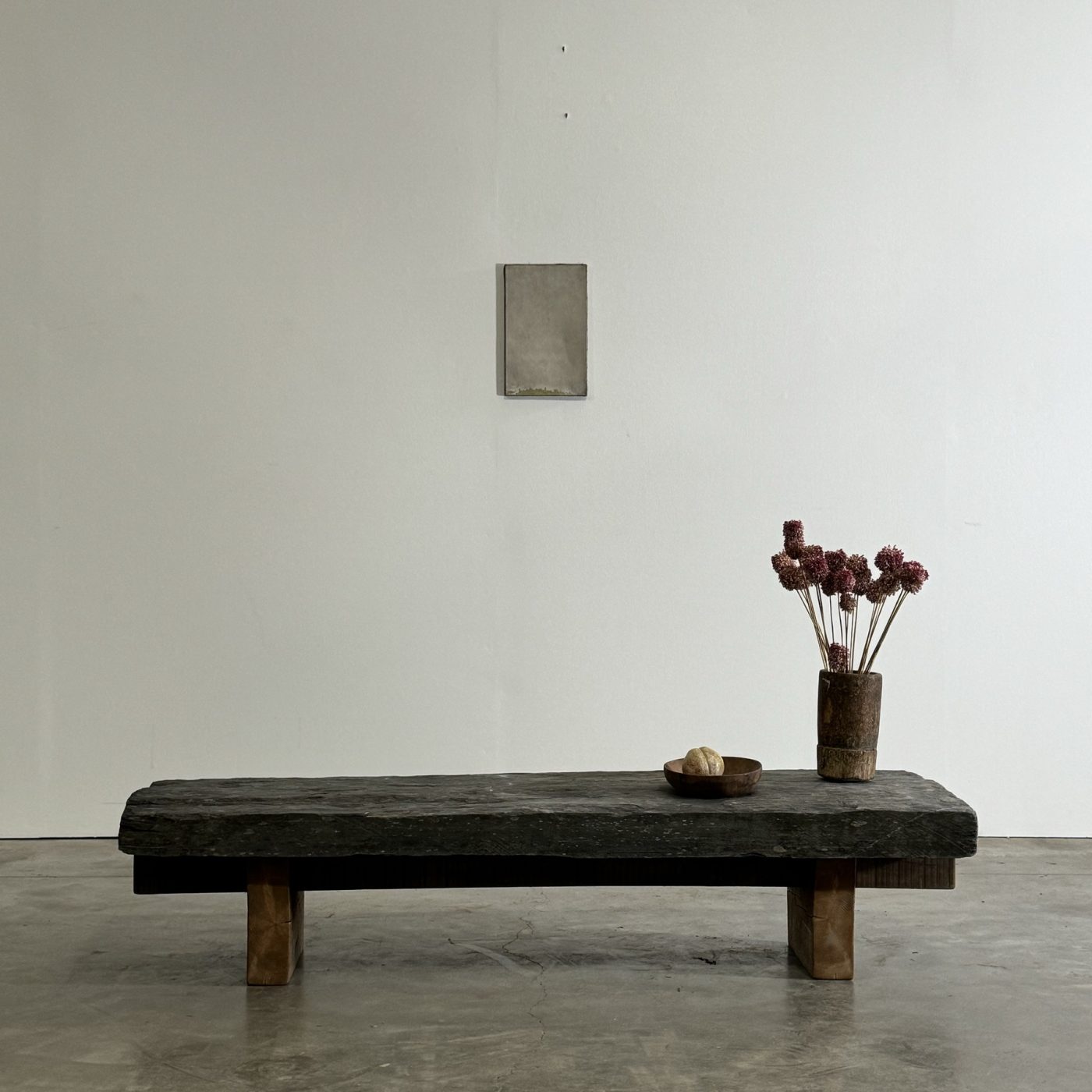 objet-vagabond-stone-coffeetable0004