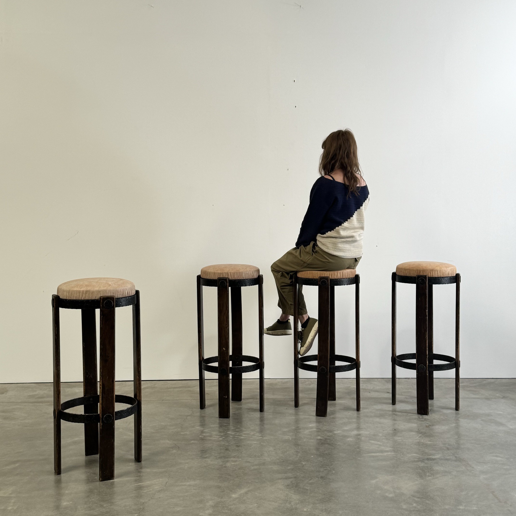 objet-vagabond-stools0006