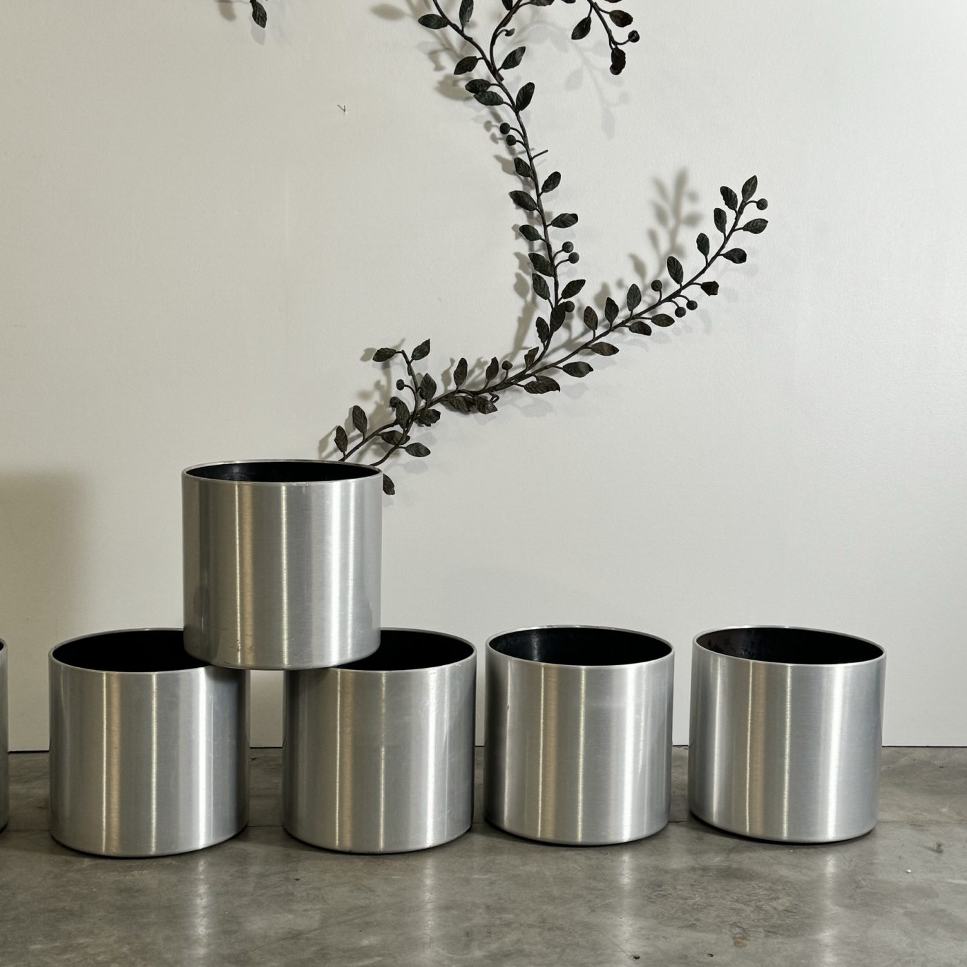 objet-vagabond-vintage-planters0002