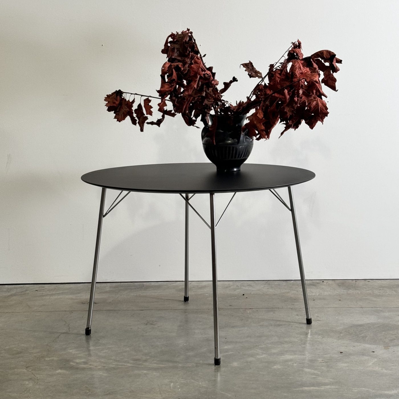 objet-vagabond-danish-table0002