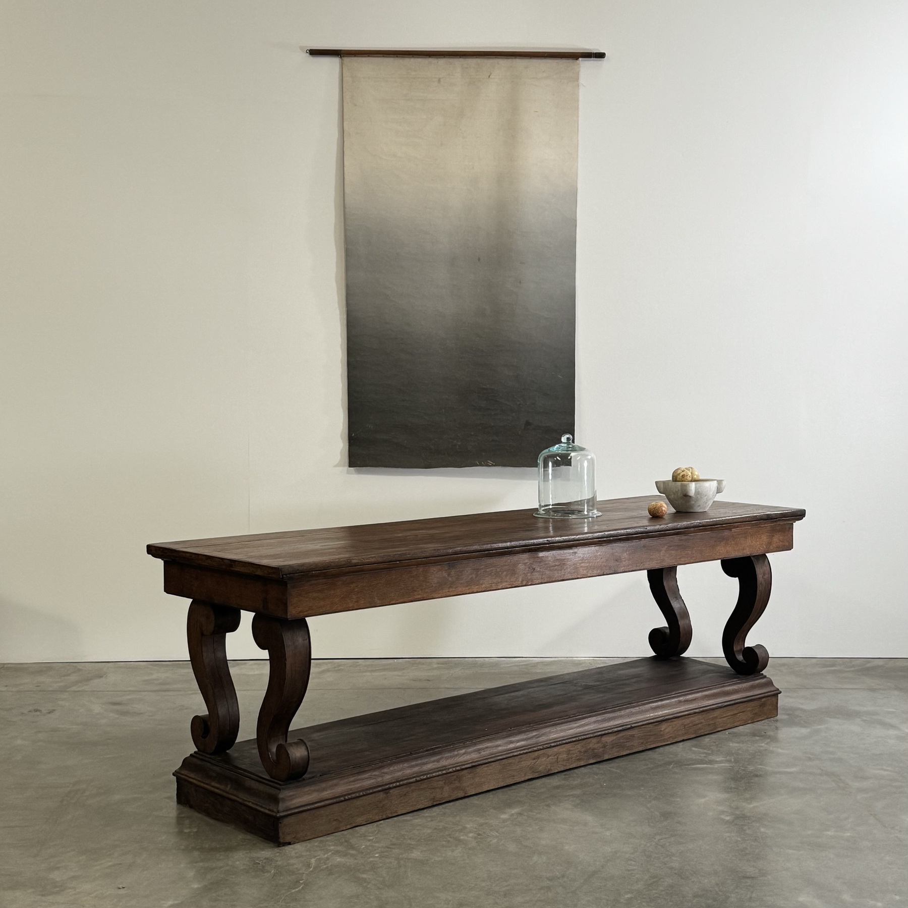 objet-vagabond-draper-table0000