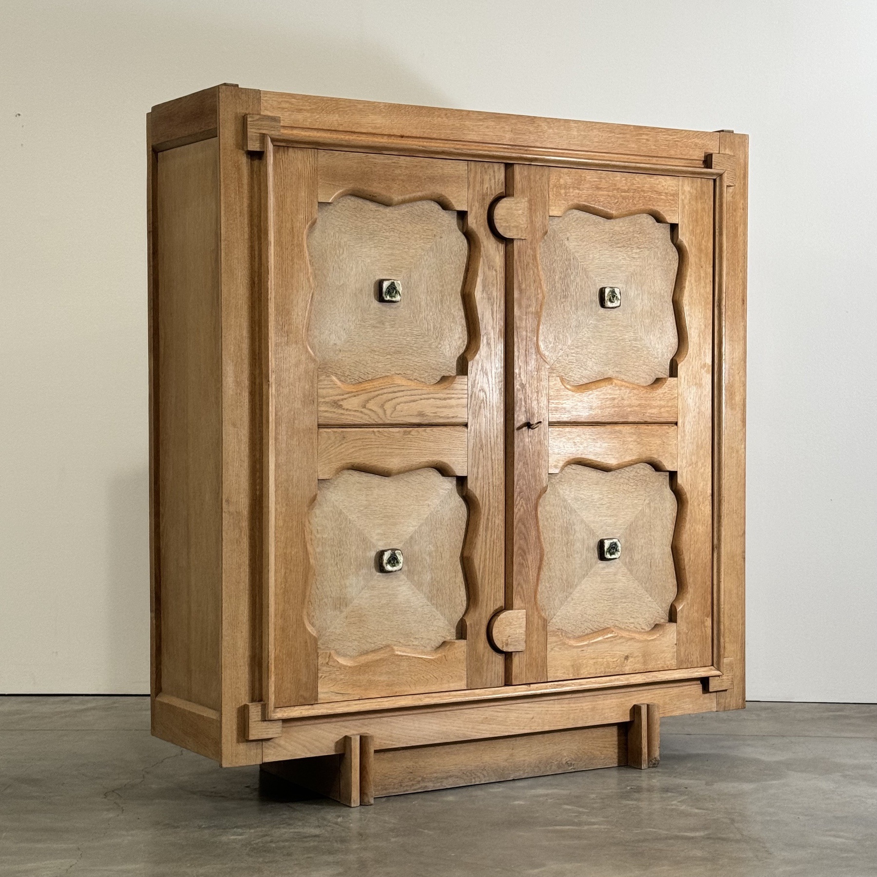 objet-vagabond-guillerme-cupboard0003