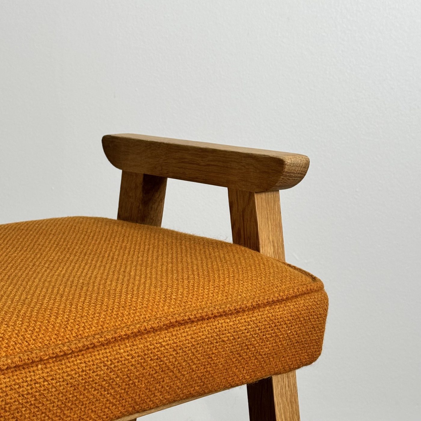 objet-vagabond-guillerme-stool0003