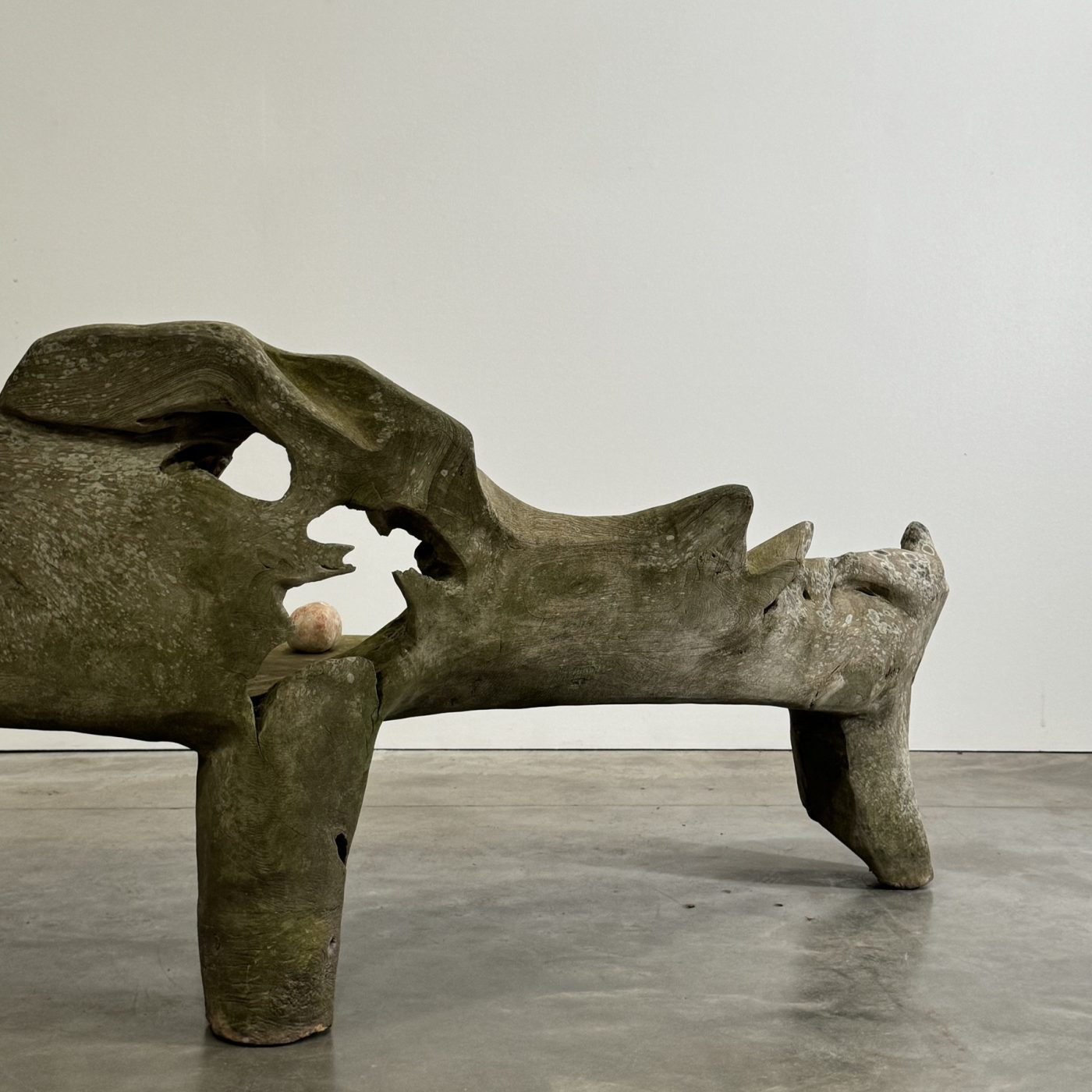 objet-vagabond-primitive-bench0003