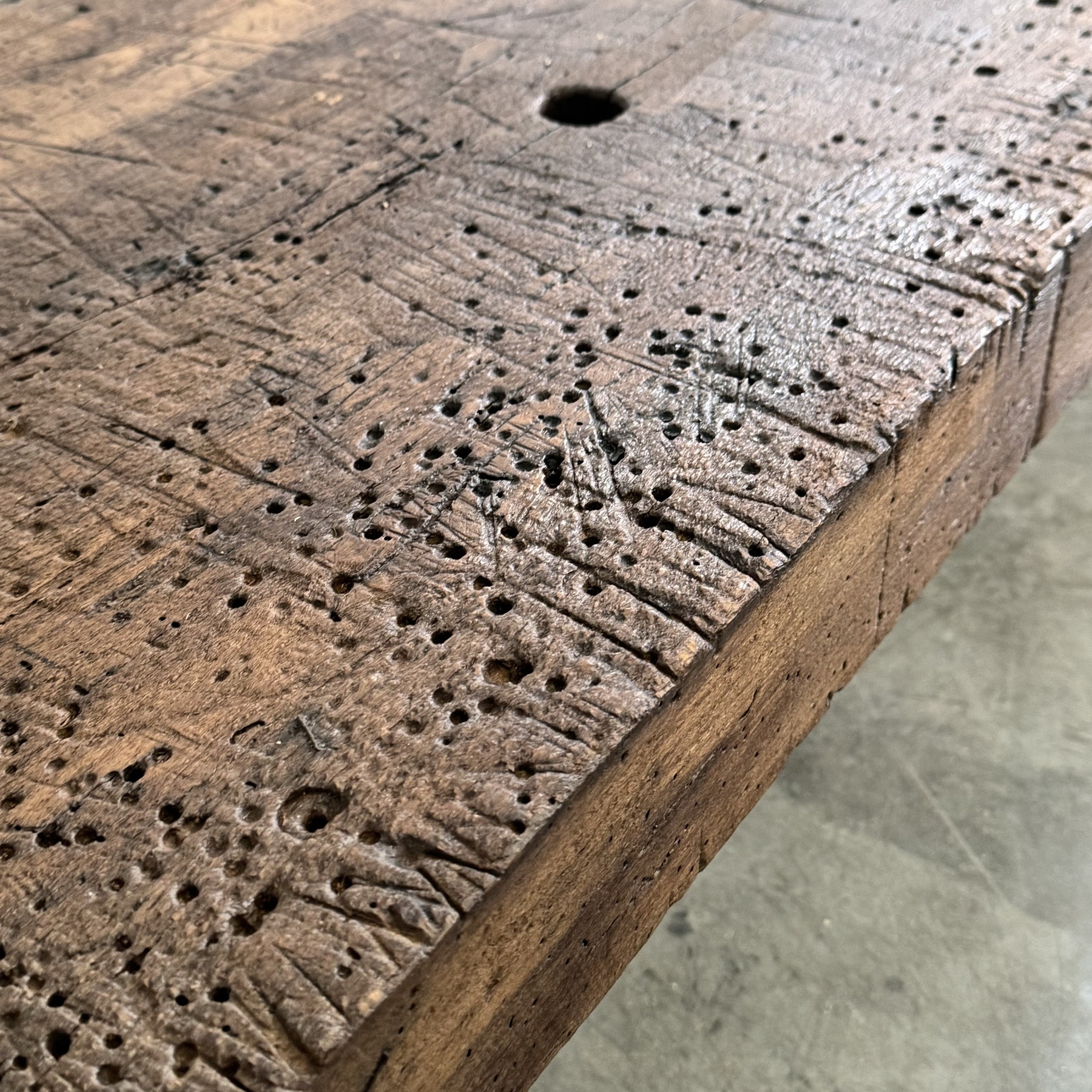 objet-vagabond-primitive-coffeetable0007