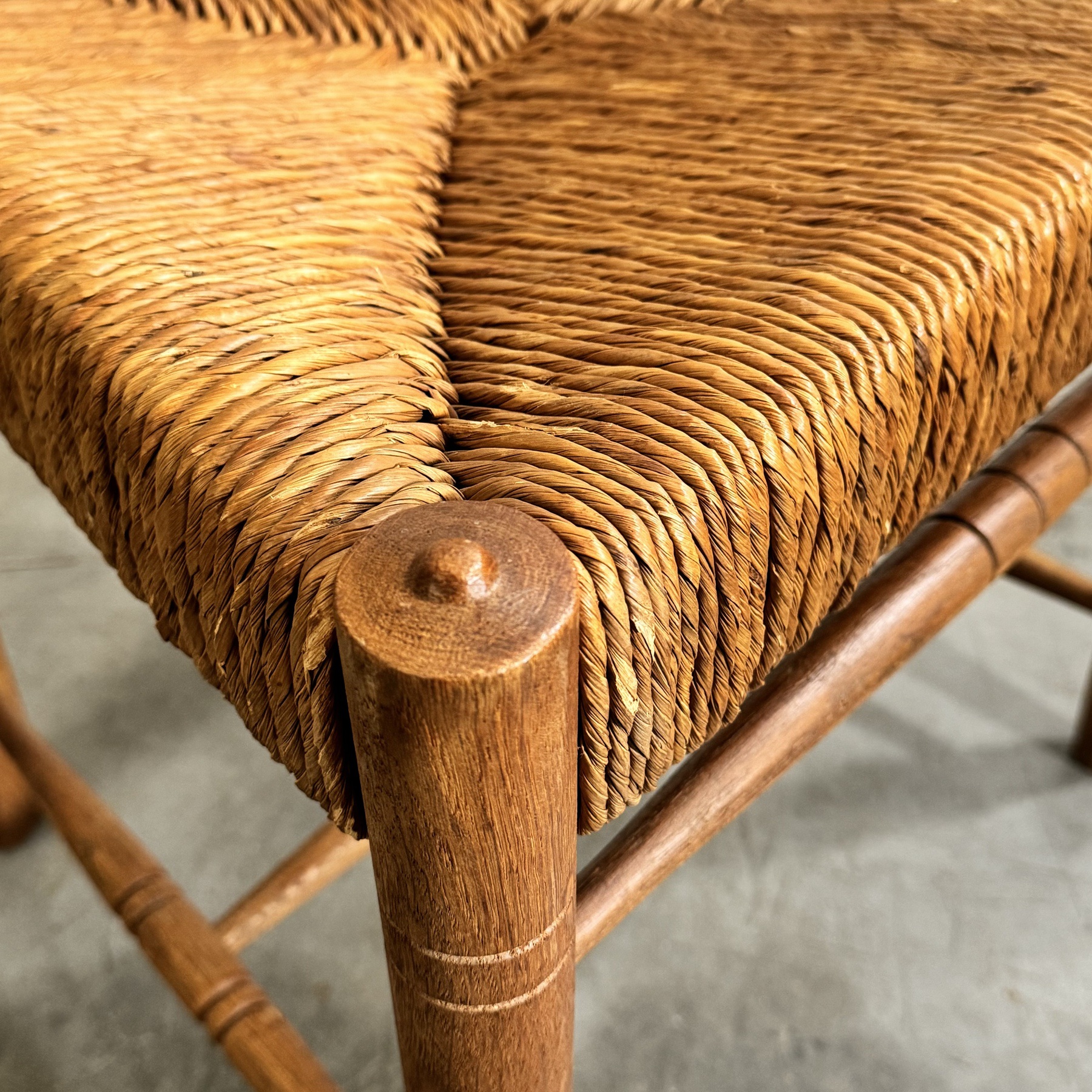 objet-vagabond-rustic-chairs0013