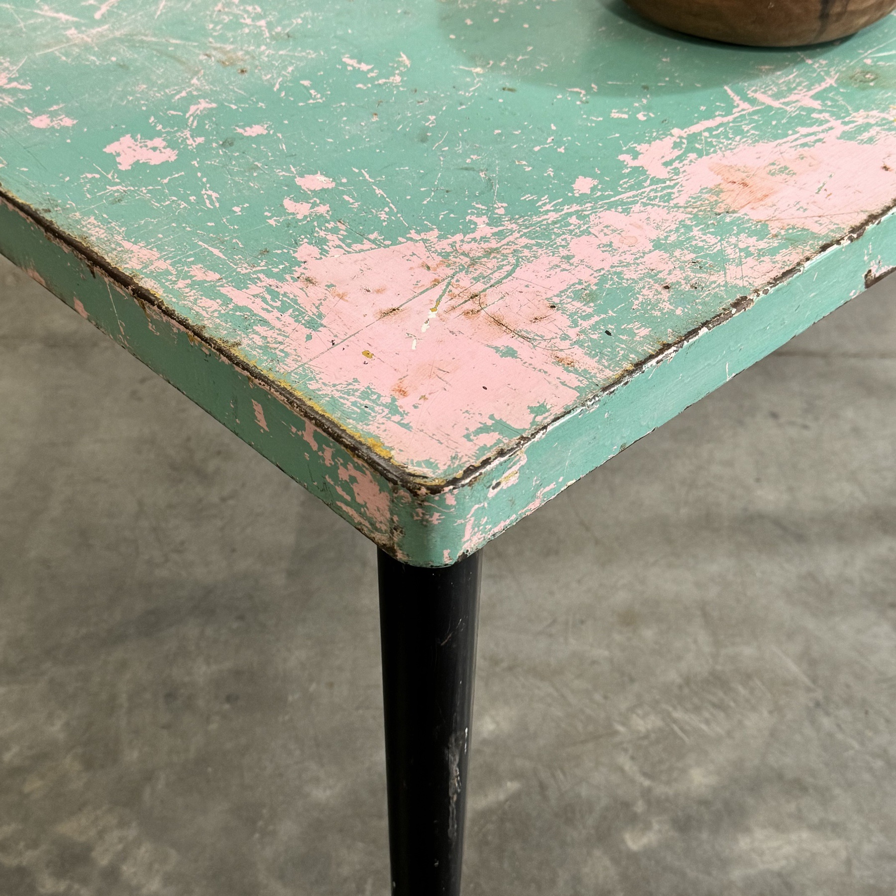 objet-vagabond-tolix-table0000