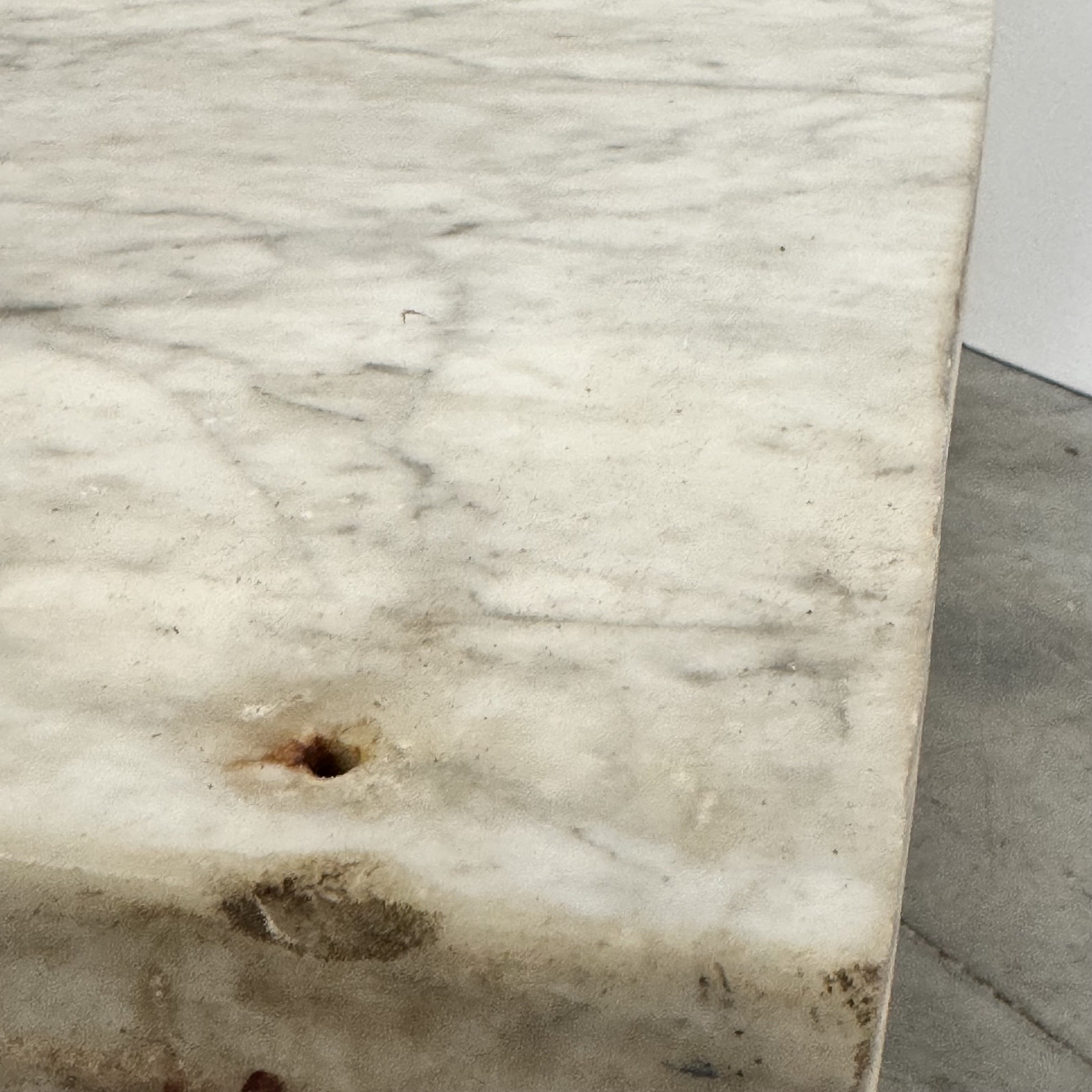objet-vagabond-marble-coffeetable0000