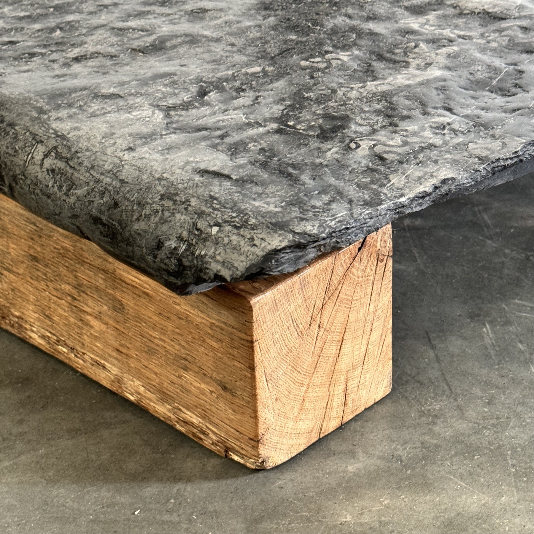 objet-vagabond-stone-coffeetable20005