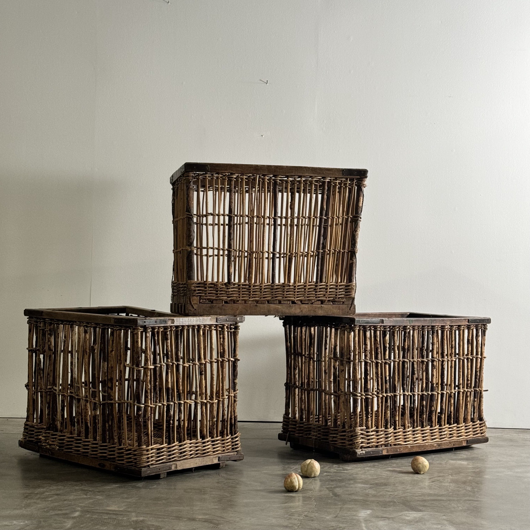 objet-vagabond-rattan-baskets0003