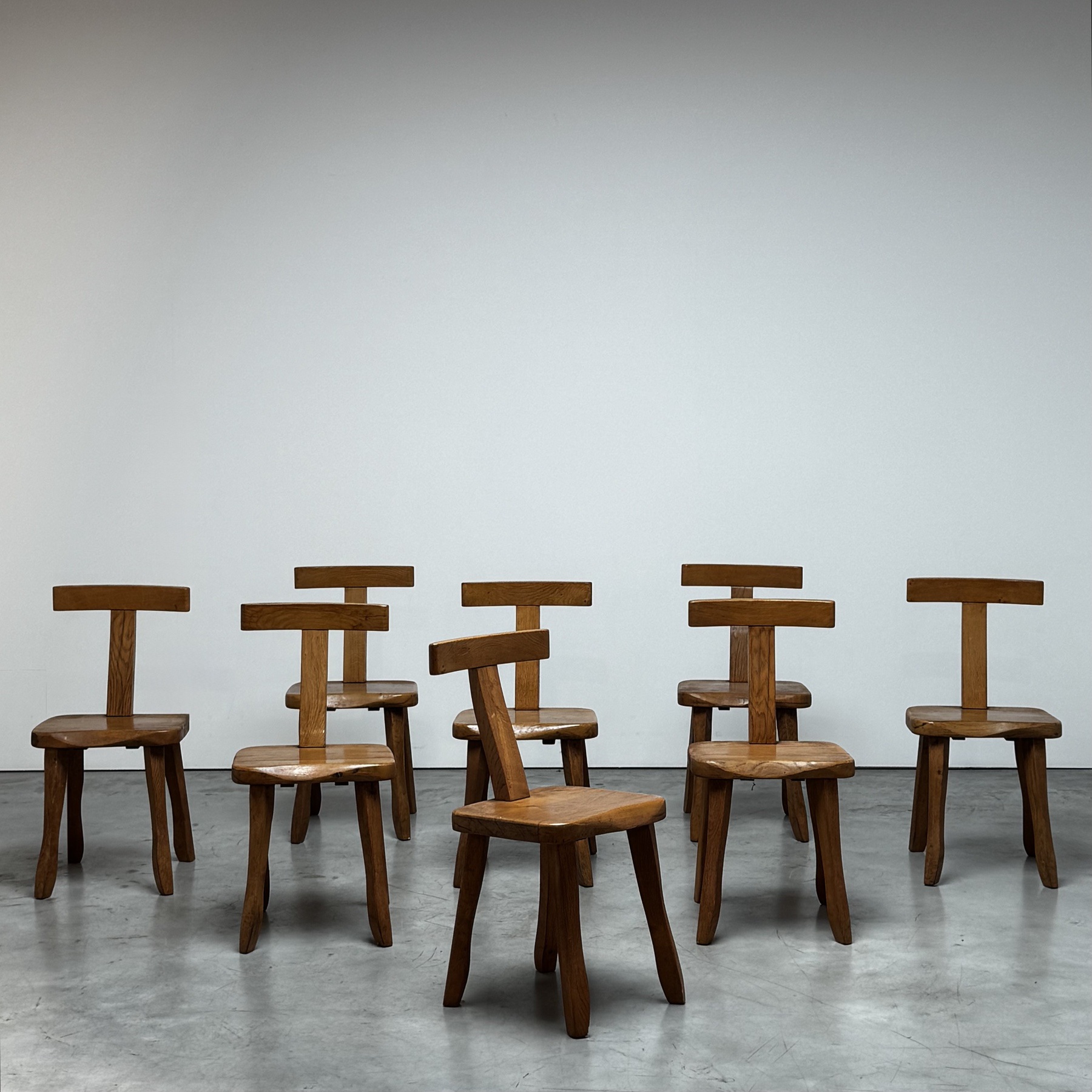 “T”chairs